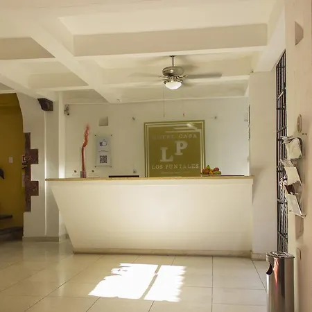Casa Puntales Hotel